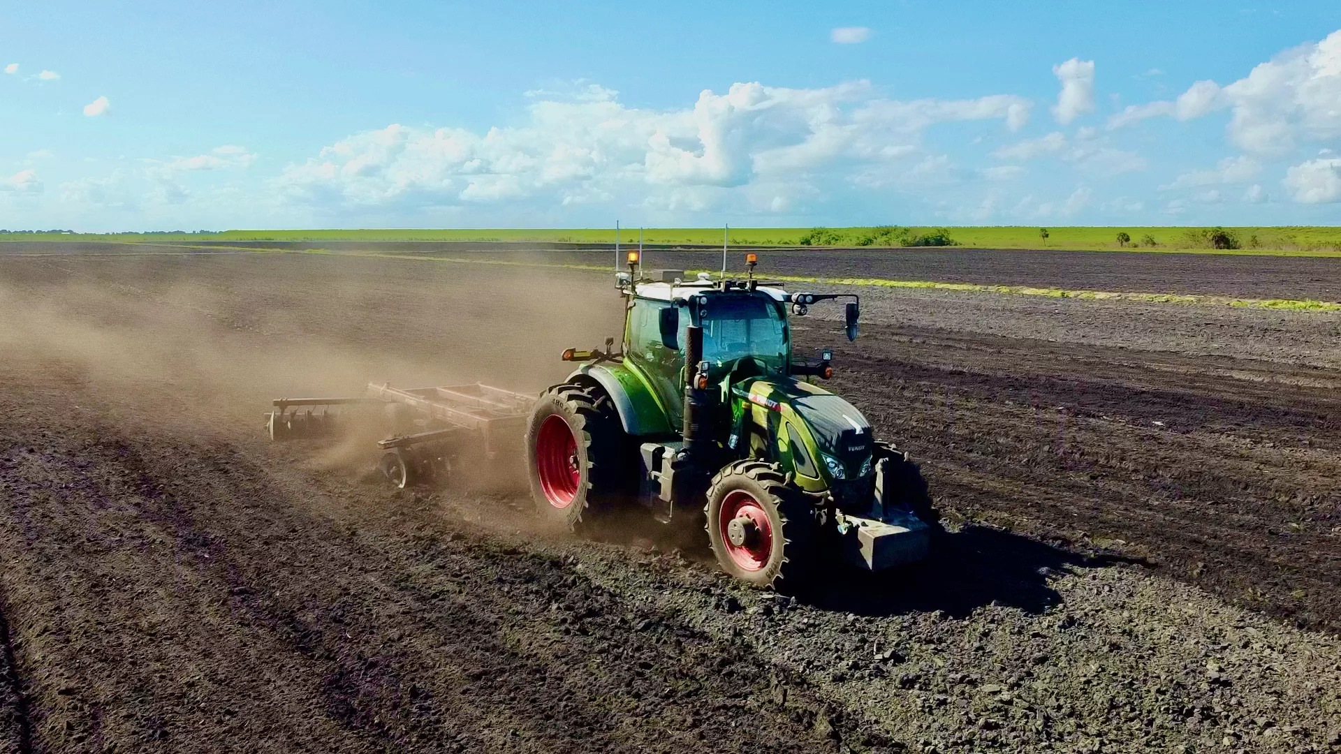 John Deere tractors take autonomy to the field