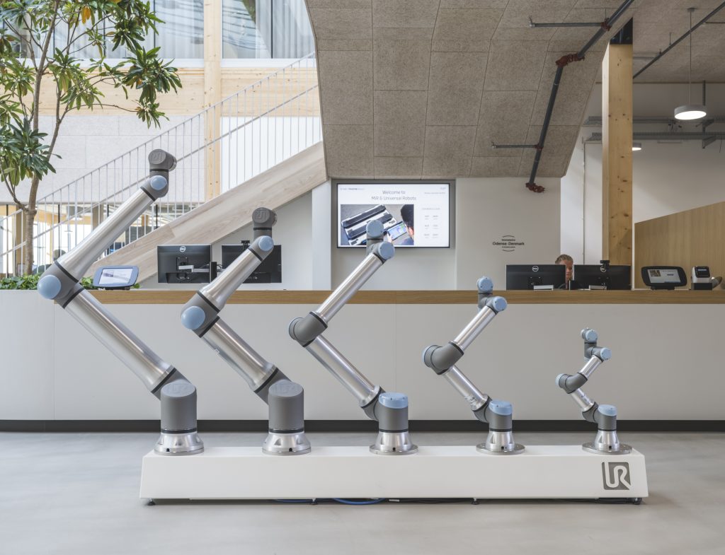 Universal Robots
