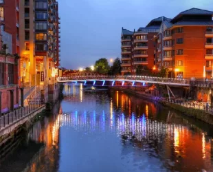 Worldwide Recognition for Manchester Apartment Blocksâ¦