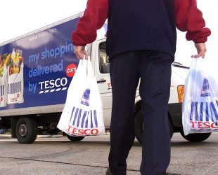 Plastic to Oil Recycling Trial Launched by Tesco