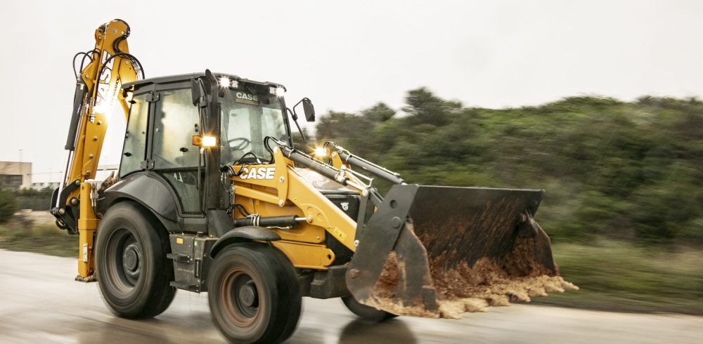 580SV backhoe loader