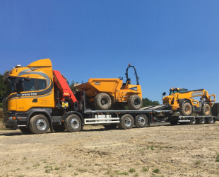 Andover Delivers Trailers for 3b Construction