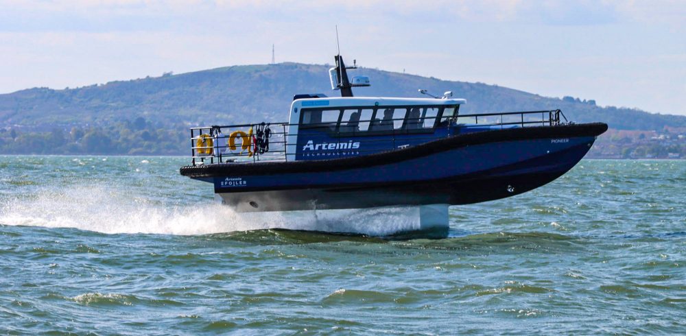 Artemis Technologies’ 100% Electric Foiling Workboat Takes to the Sea