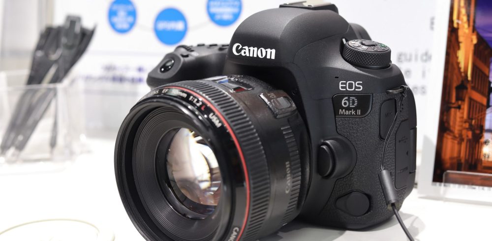 Canon_EOS_6D_Mark_II_by_EF50mm_F1.2L_USM