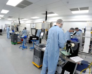 £200,000 Investment Boosts Europlaz’s Cleanroom Capabilities