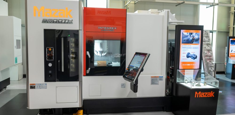 Yamazaki Mazak CV5-500.