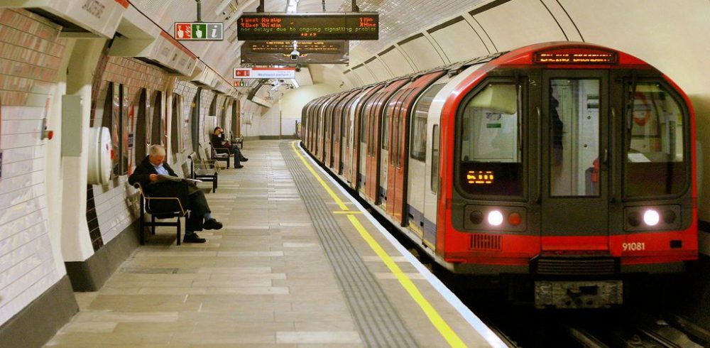 Lancaster_Gate_tube