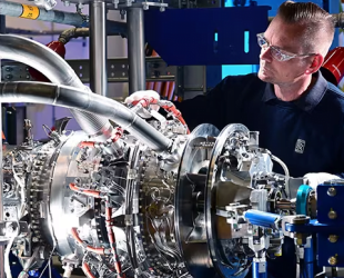 New Rolls-Royce Engine for Hybrid-Electric Flight Completes Successful First Fuel Burn