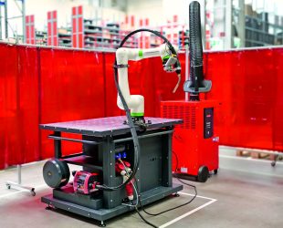 Elevate your production processes with a Fronius Cobot. 