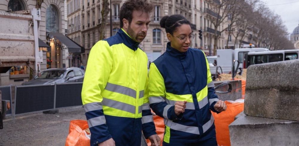 high-visibility workwear Elis UK