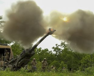 BAE Wins $162M Contract for M777