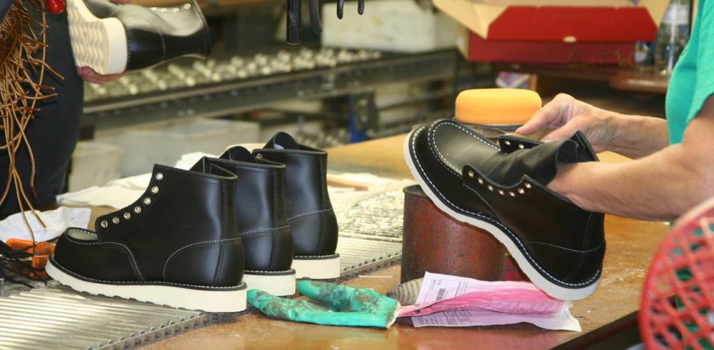 Red_Wing_Shoes_factory