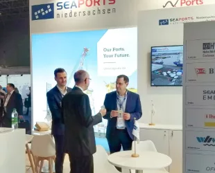 Seaports of Niedersachsen present themselves at the WindEurope in Bilbao