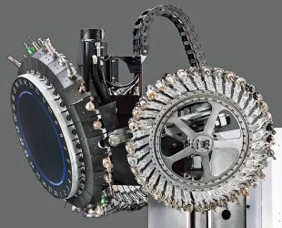 First-Ever 30-Taper Machining Centre with 100 Tools