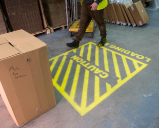 Projected Signage is the More Adaptable Option for Modern Warehouses