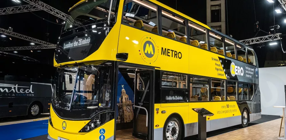 Alexander Dennis unveils first Enviro400FCEV next-generation hydrogen bus