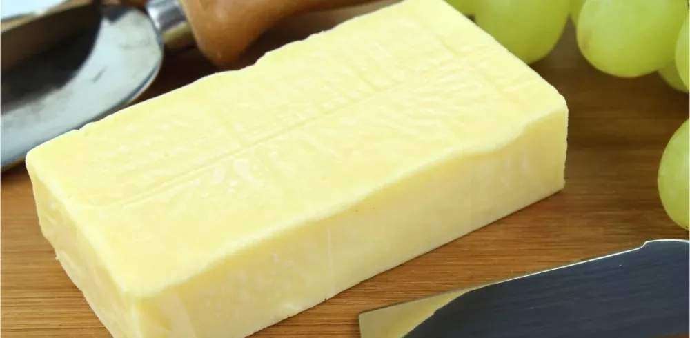cheddar-cheese01-lg