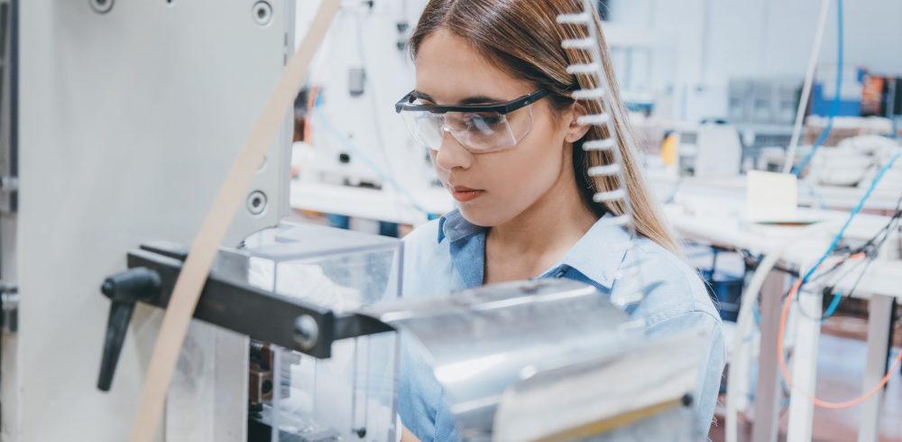 Number of Women Studying Engineering Rises by 250% in Five Years