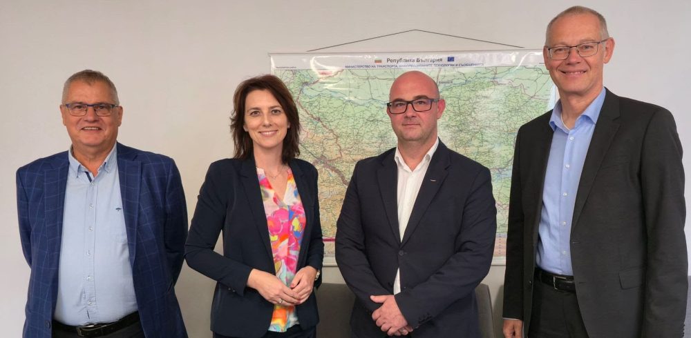 Hitachi Rail tech assistance to Alokor