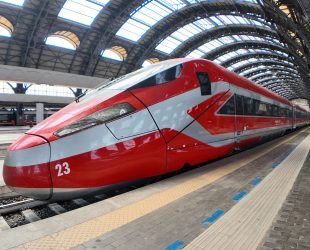 Hitachi Rail Unveils new ETR1000 Model